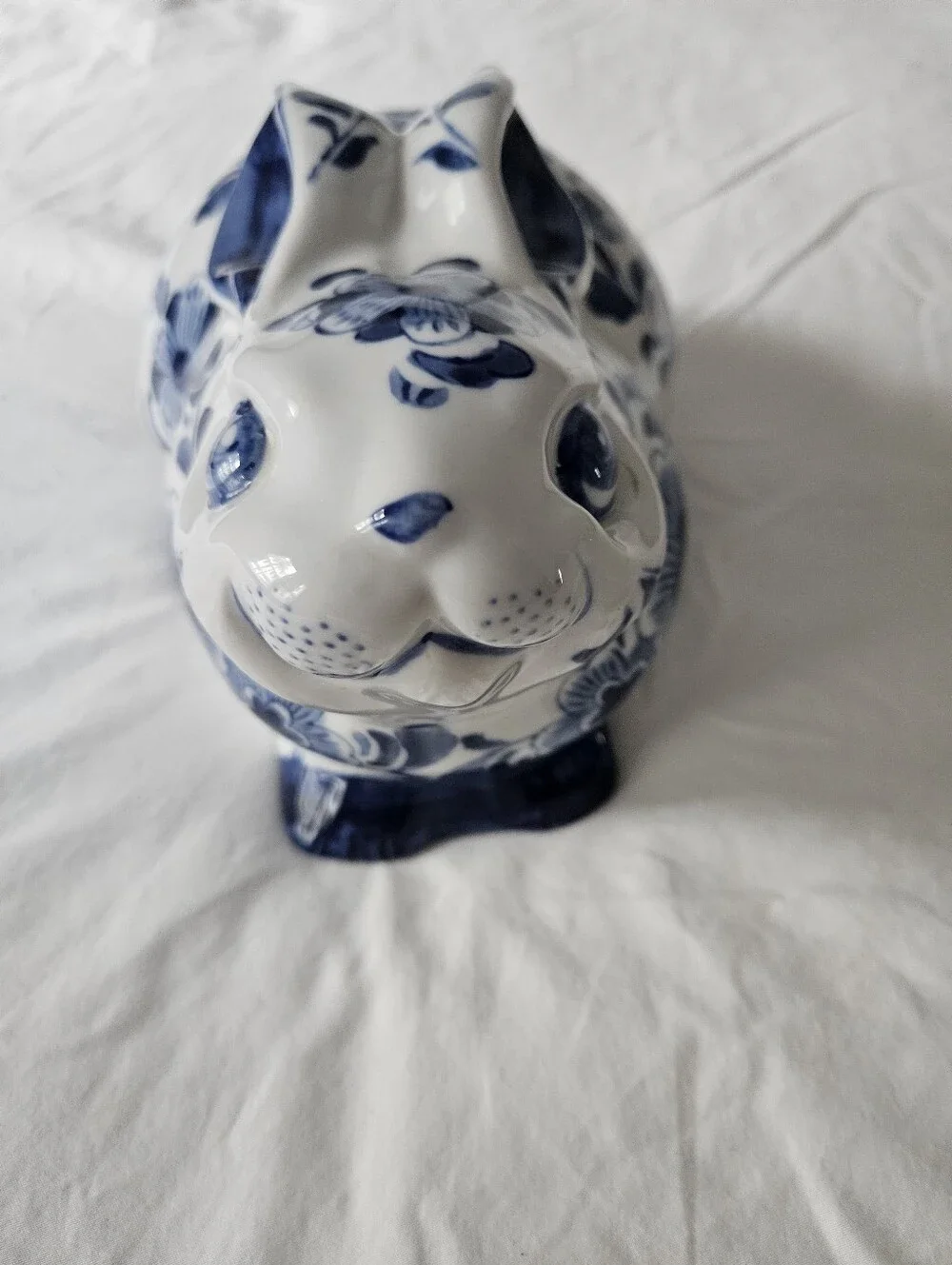 Vintage Delft Style Blue & White Chinoiserie Ceramic Rabbit Figurine | SZ 9